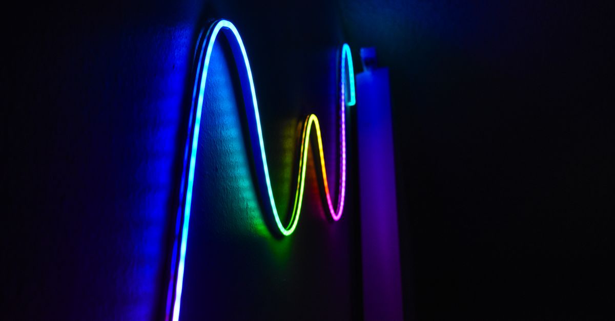 ไฟเส้น LED แต่งห้อง ตัวไหนคุ้ม ตัวไหนไม่คุ้ม